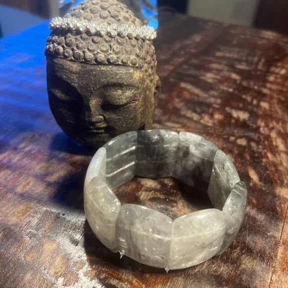 Jewelry - Gray Quartz Stone Bracelet